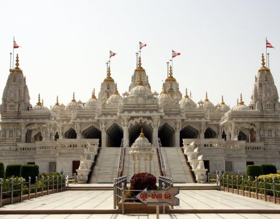 shree swaminarayan temple bhuj